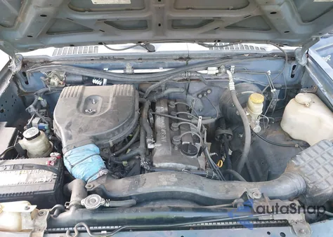 2000 Nissan Frontier Xe from USA, damaged, VIN 1N6DD26S6YC350282